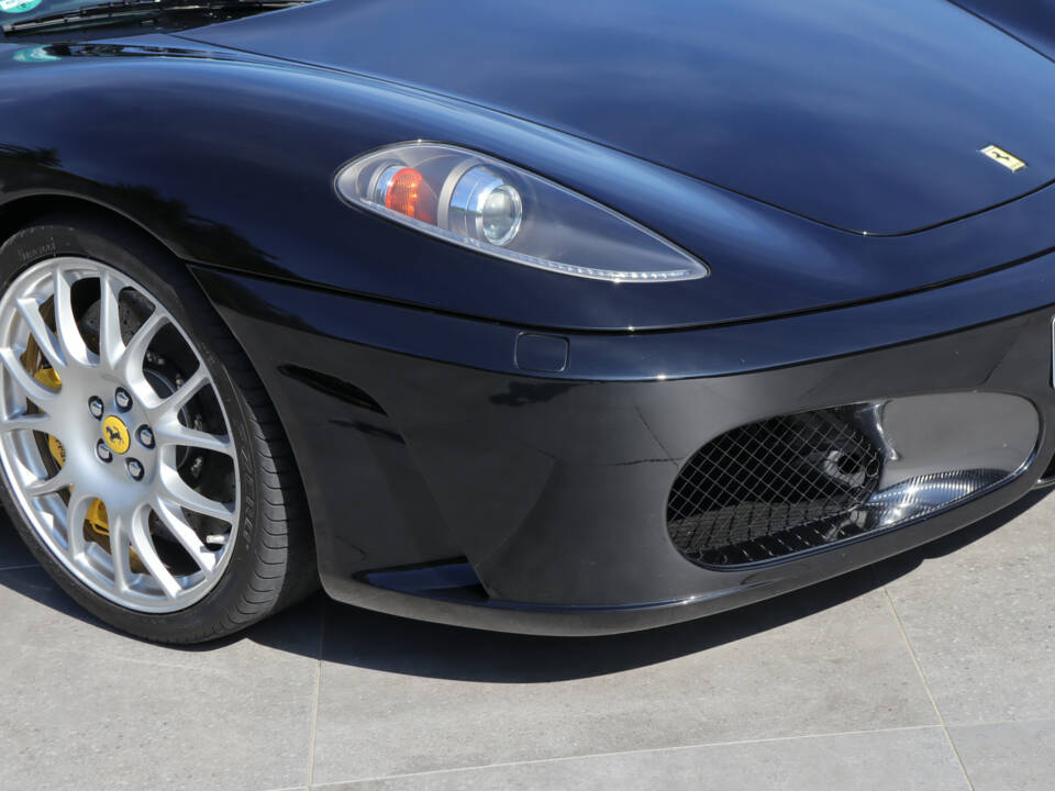 Bild 17/50 von Ferrari F 430 (2010)