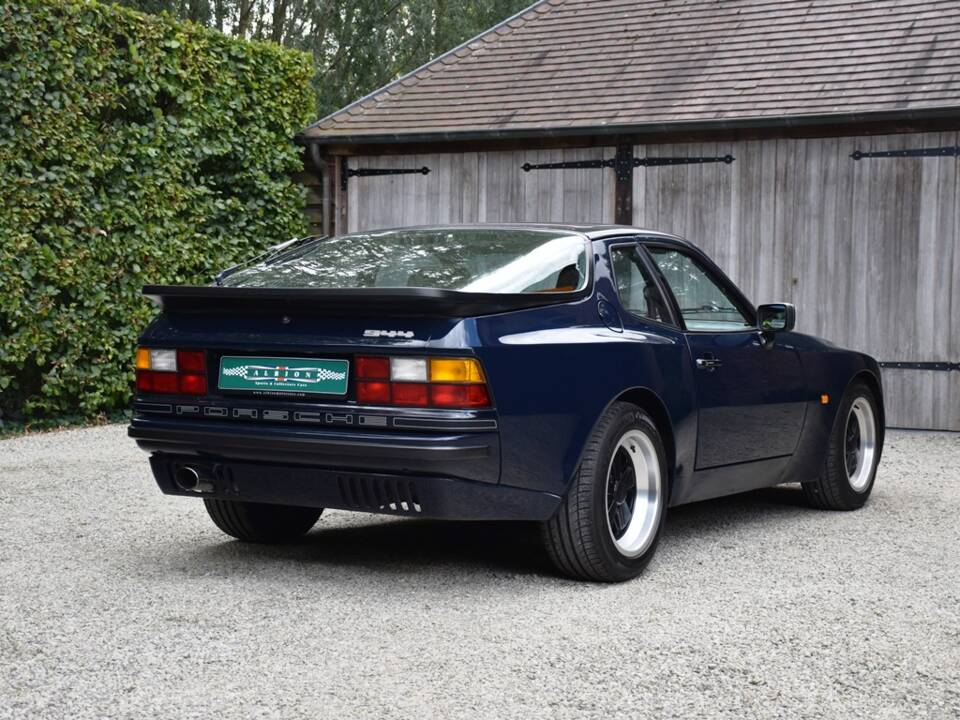 Immagine 13/40 di Porsche 944 (1985)