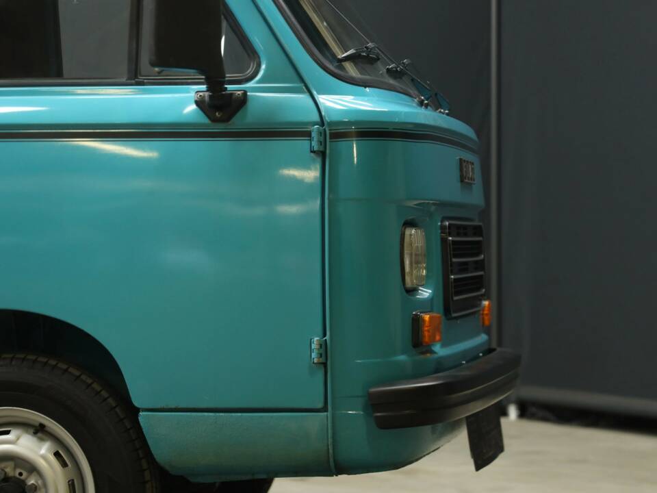 Image 41/50 of FIAT 900E (1980)