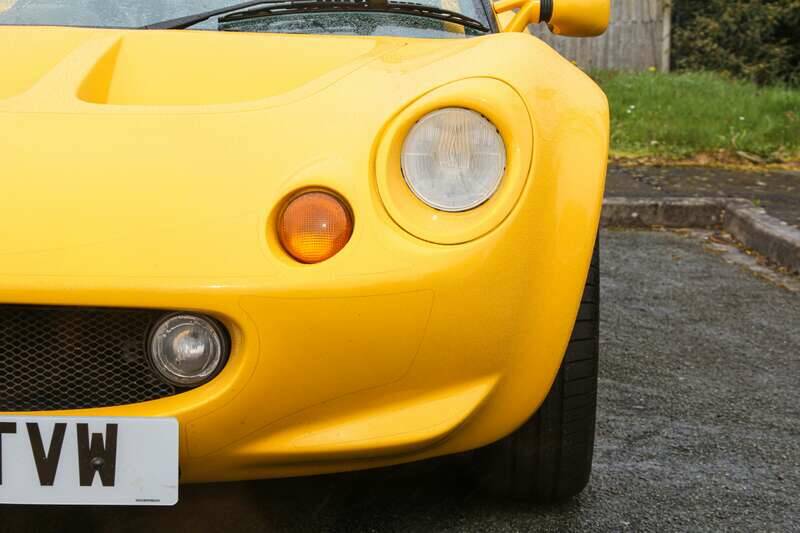 Image 25/50 of Lotus Elise 111 (1998)