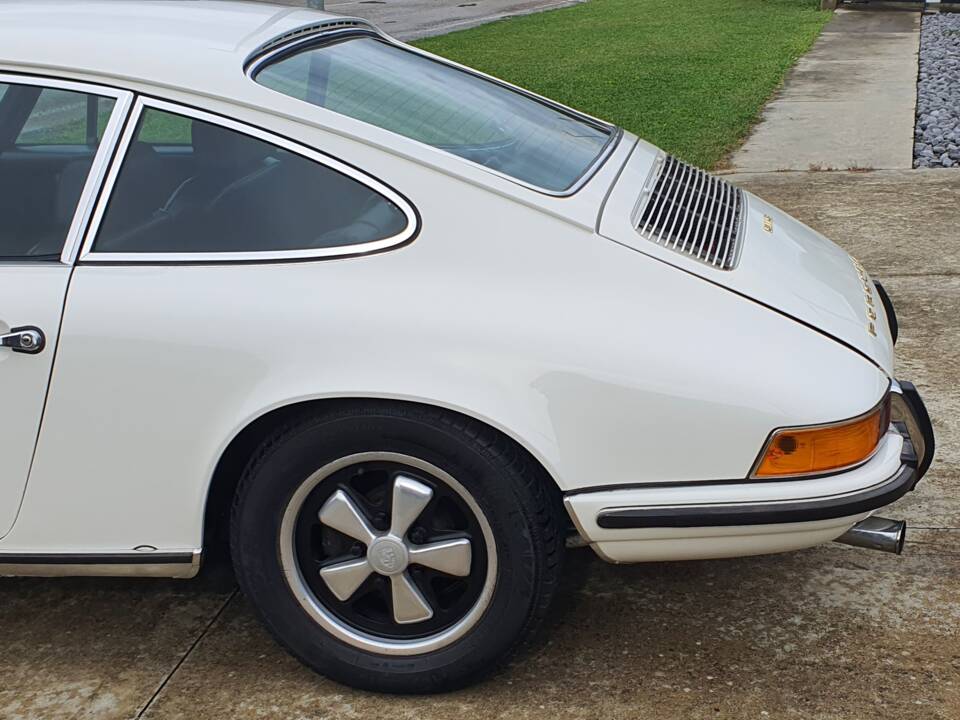 Bild 9/28 von Porsche 911 2.2 S (1971)