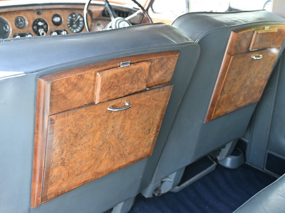 Bild 24/50 von Bentley S 3 (1962)
