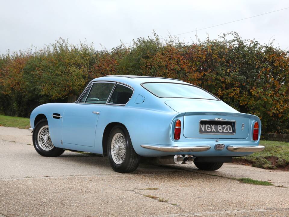 Imagen 11/31 de Aston Martin DB 6 (1968)