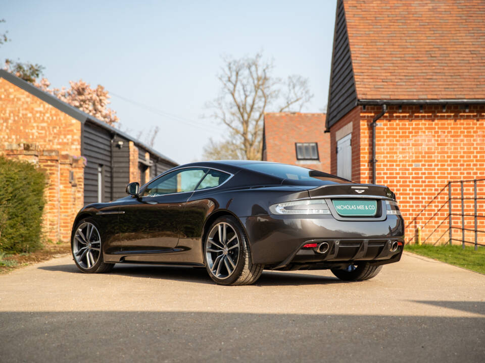 Bild 9/71 von Aston Martin DBS (2011)