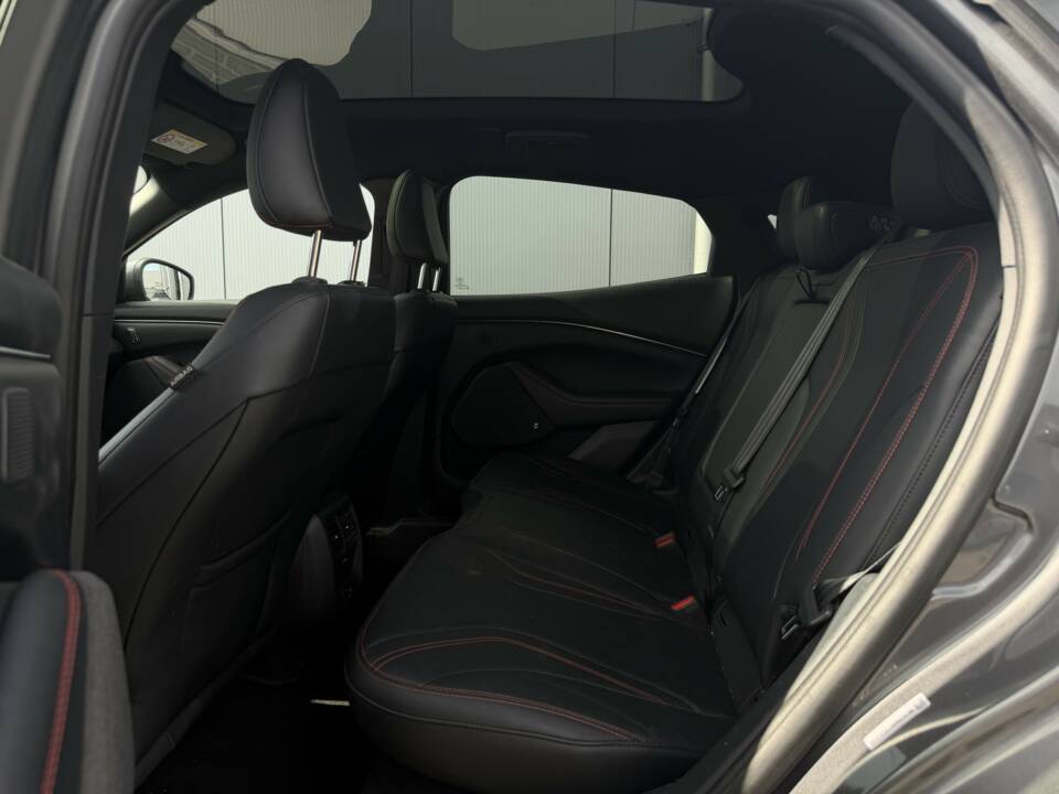 Imagen 14/42 de Ford Mustang Mach-E (2021)