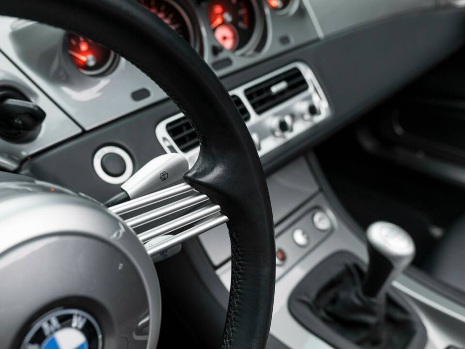 Immagine 39/80 di BMW Z8 (2000)