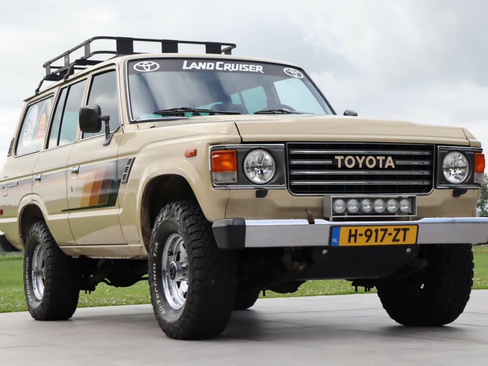 Bild 21/50 von Toyota Land Cruiser FJ 60 (1984)