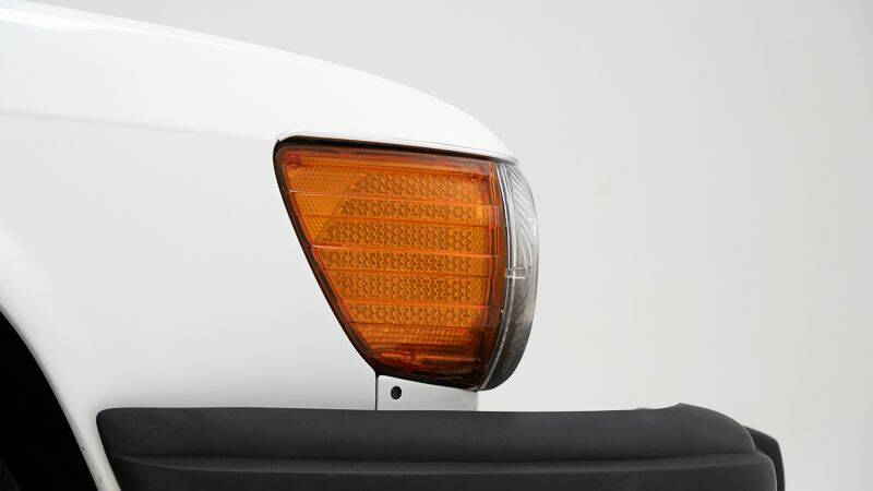 Image 13/15 de Mercedes-Benz 380 SL (1982)