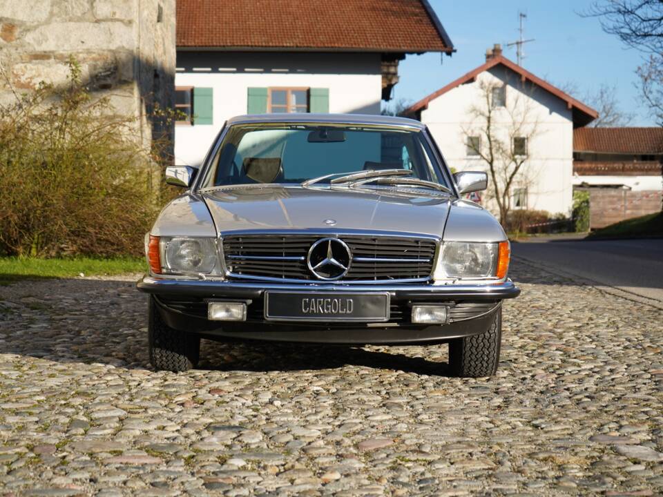 Image 5/27 of Mercedes-Benz 500 SLC (1980)