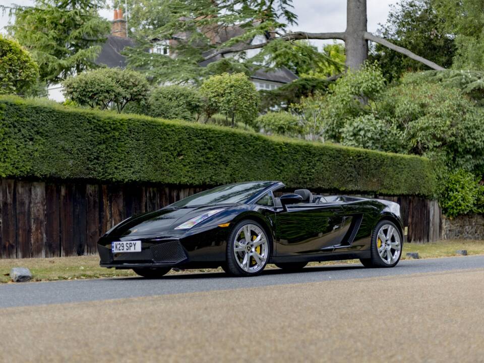 Afbeelding 42/99 van Lamborghini Gallardo (2007)