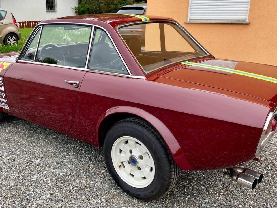 Image 7/8 of Lancia Fulvia 1.3 S (1973)