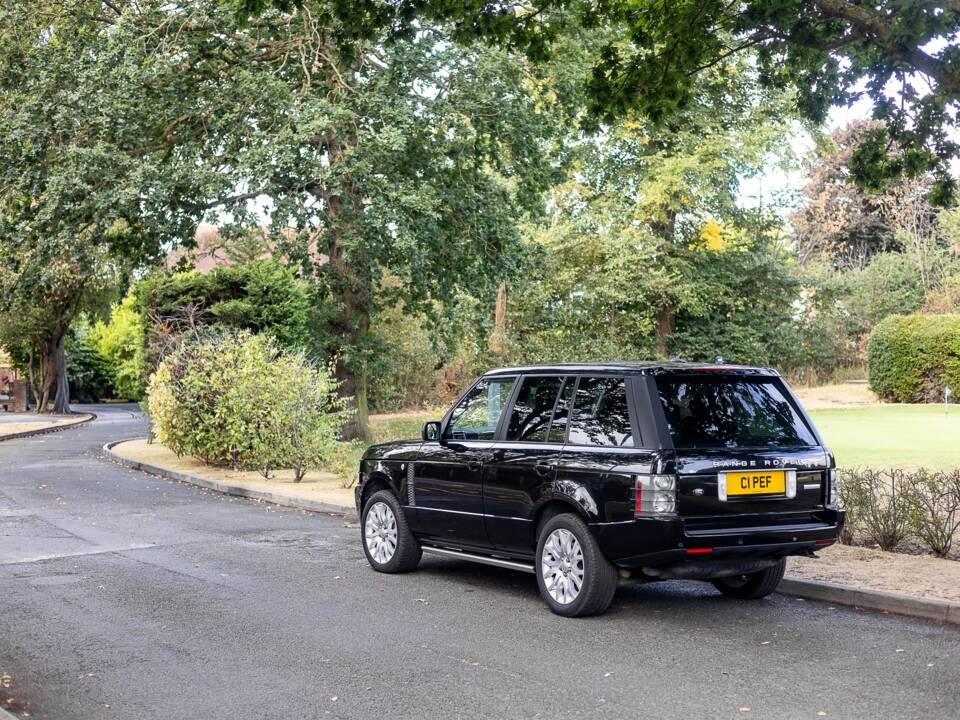 Image 43/50 de Land Rover Range Rover Vogue TDV8 (2009)