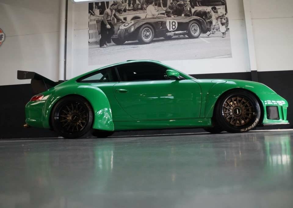 Bild 4/50 von Porsche 911 Carrera 4 RWB (1999)