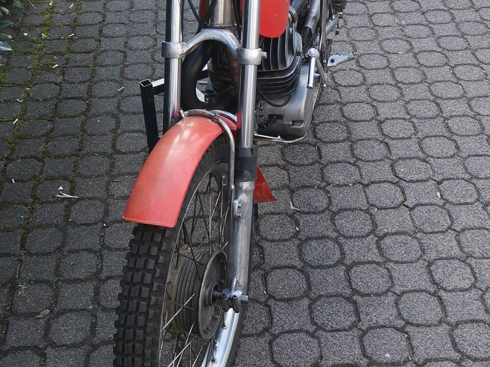 Immagine 2/4 di Bultaco Sherpa T 350 (1972)