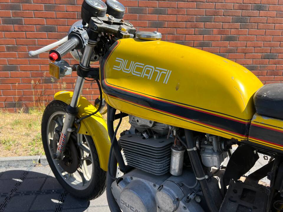 Bild 12/18 von Ducati DUMMY (1977)