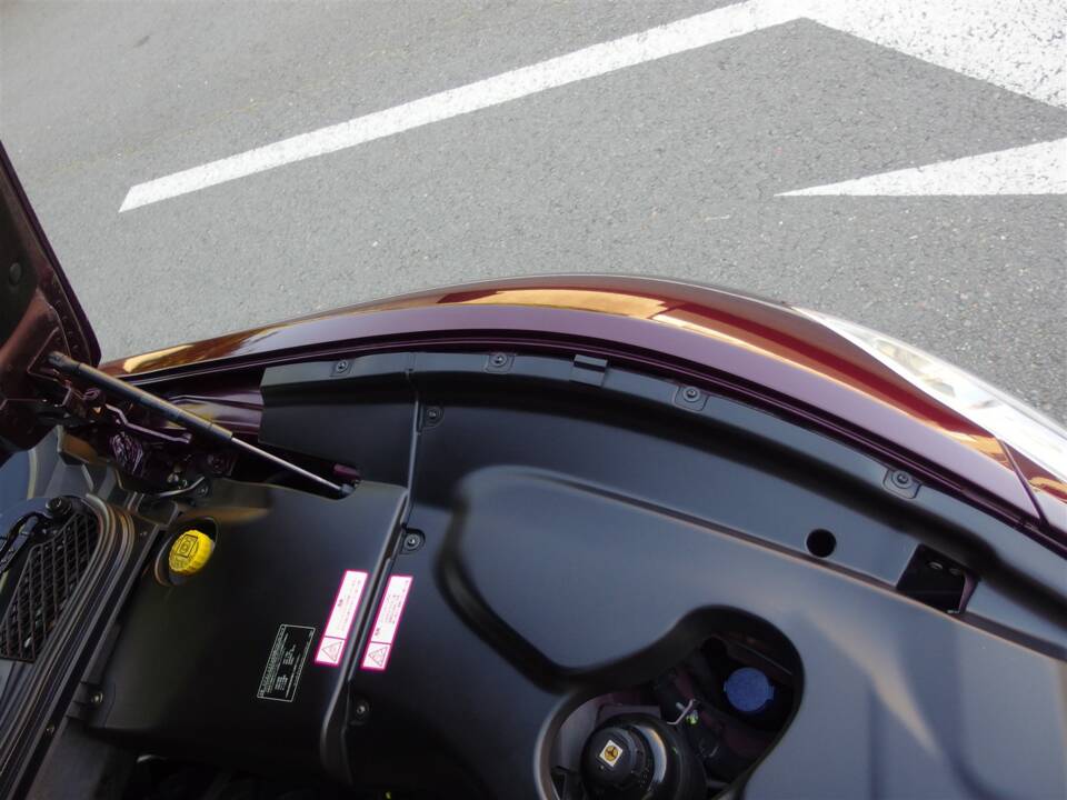 Image 79/98 of Maserati GranTurismo 4.2 (2008)