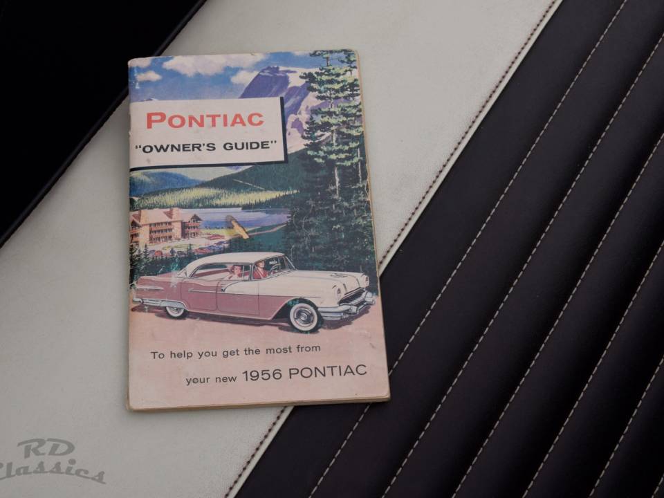 Bild 45/47 von Pontiac Star Chief Convertible (1956)