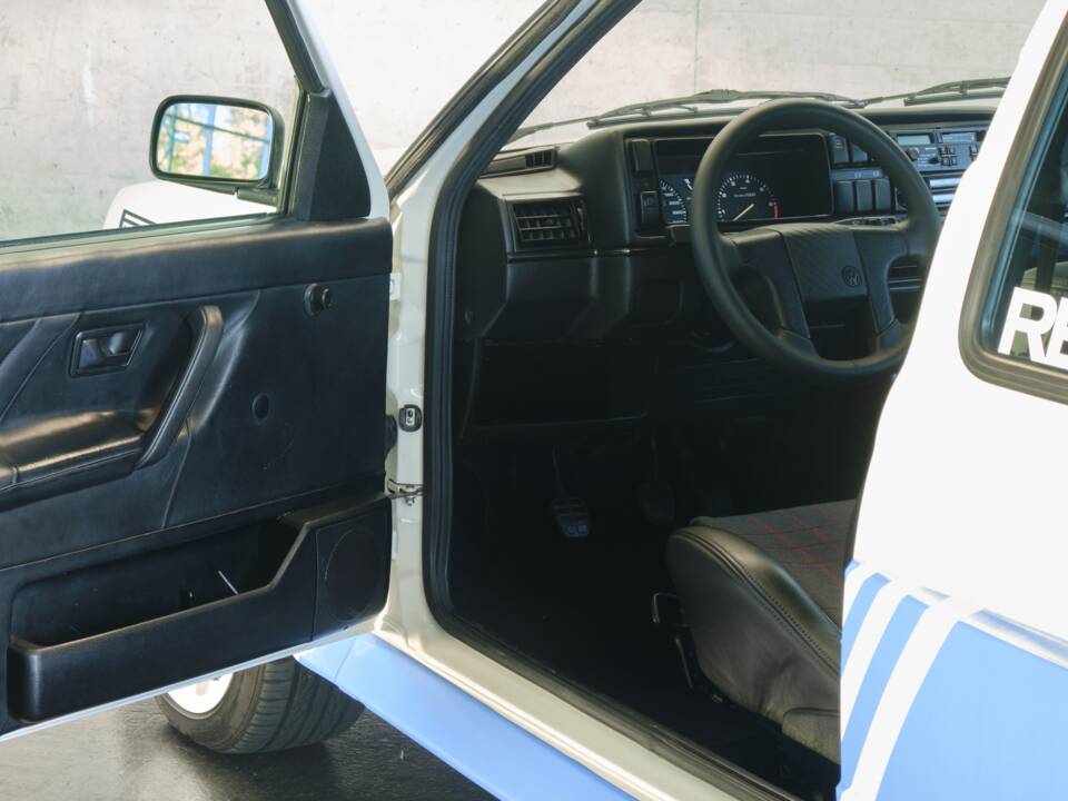 Bild 26/47 von Volkswagen Golf II Rallye 1.8 (1989)