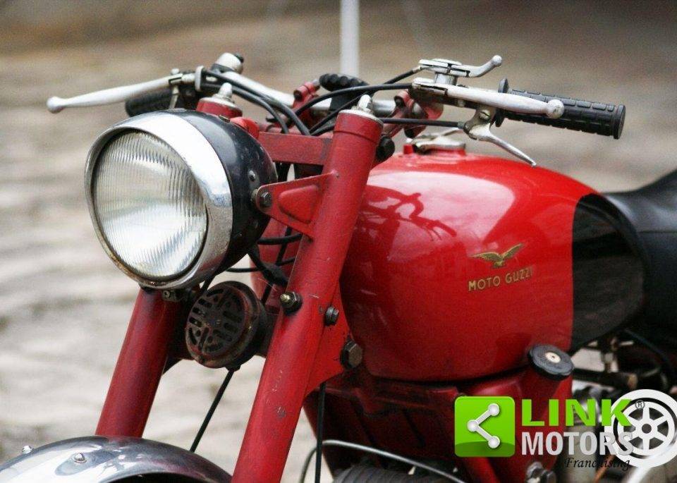 Image 6/9 de Moto Guzzi DUMMY (1967)
