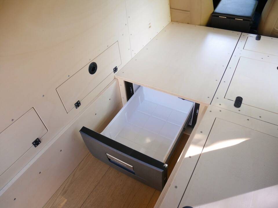 Image 43/50 of Land Rover Defender 110 (1900)