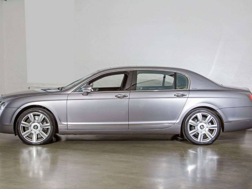 Image 4/20 of Bentley Continental Flying Spur (2005)