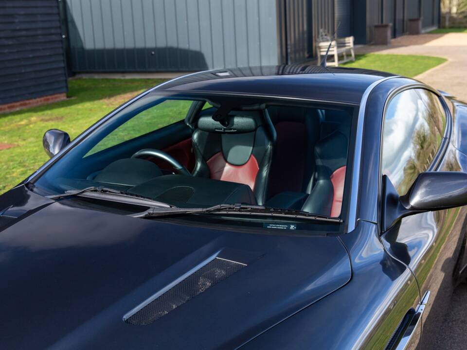 Image 21/92 of Aston Martin V12 Vanquish S (2007)