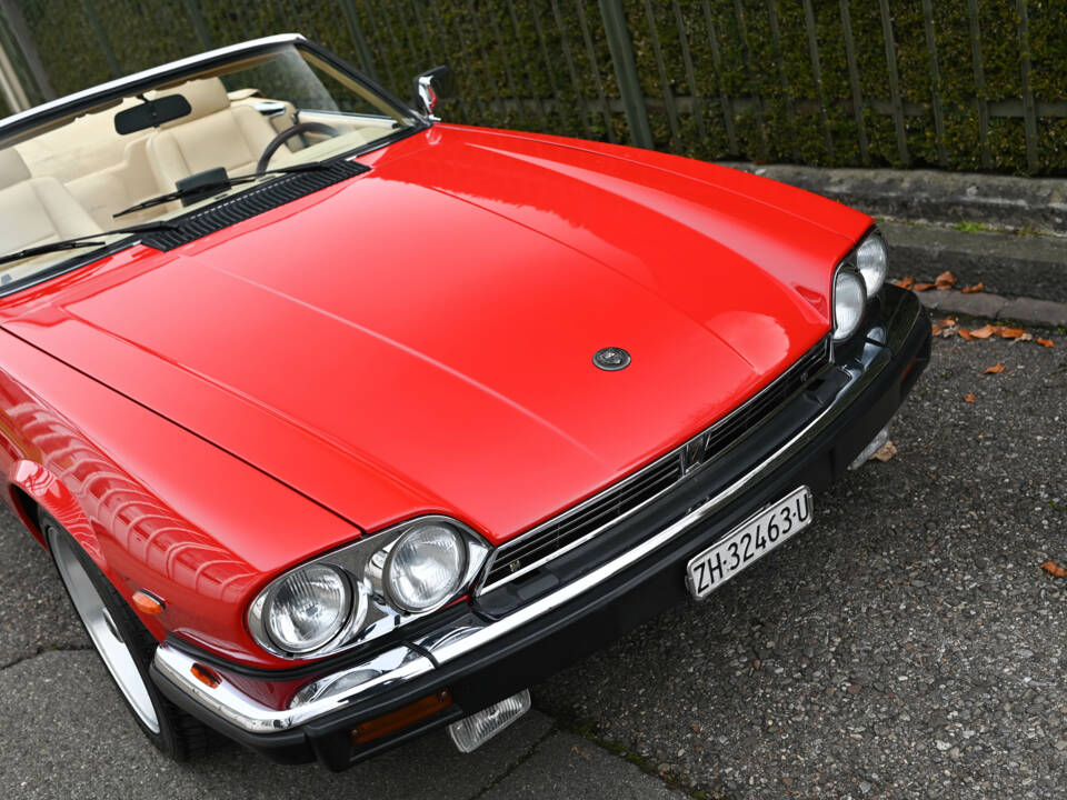 Image 11/45 of Jaguar XJ-S Convertible (1990)