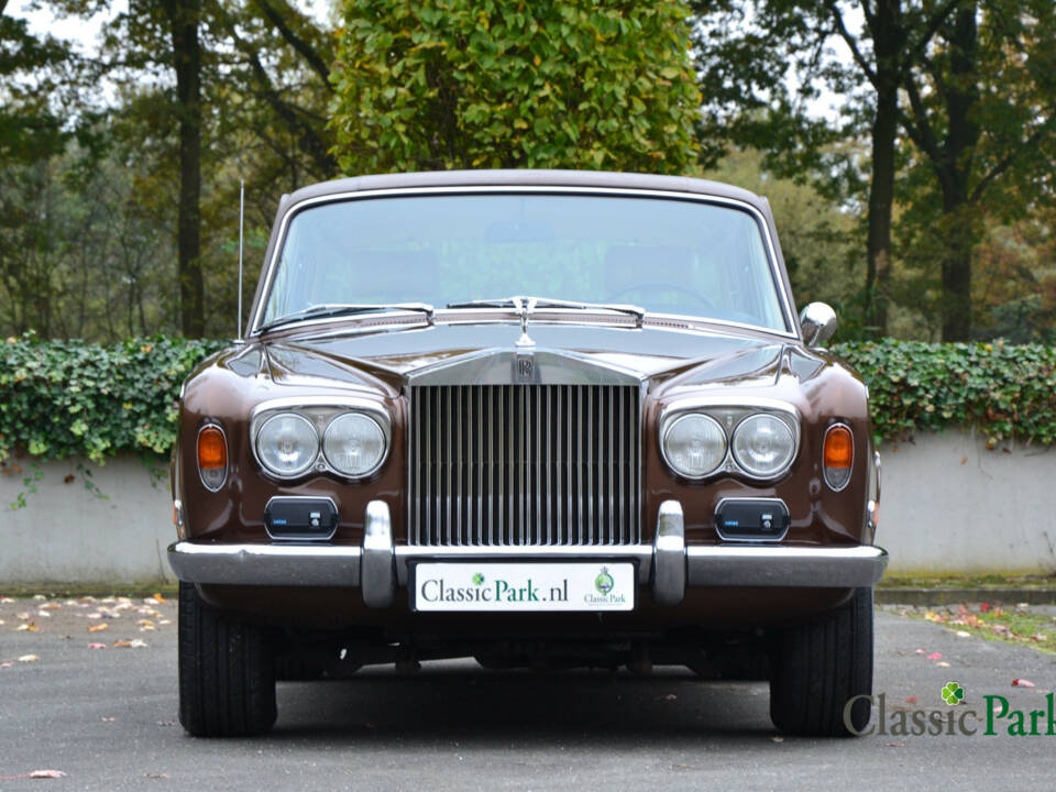 Image 8/50 of Rolls-Royce Silver Shadow I (1973)