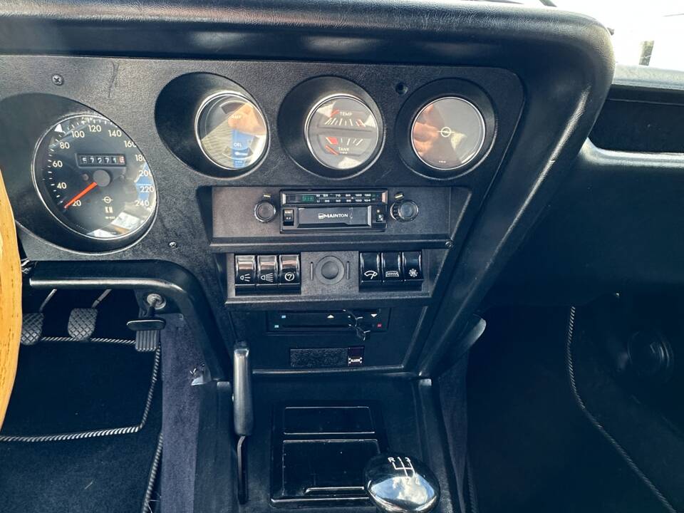 Bild 25/45 von Opel GT&#x2F;J 1900 (1971)