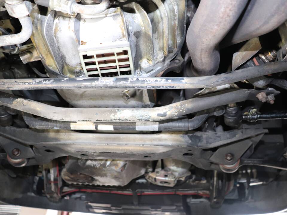 Image 21/28 of BMW 635 CSi (1989)