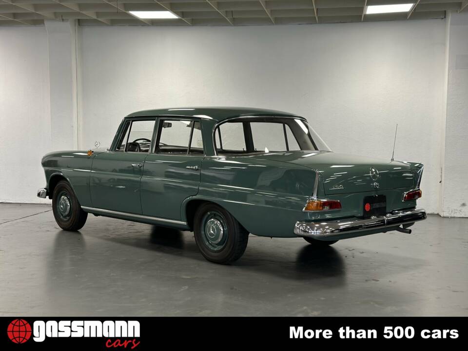 Bild 8/15 von Mercedes-Benz 190 c (1964)