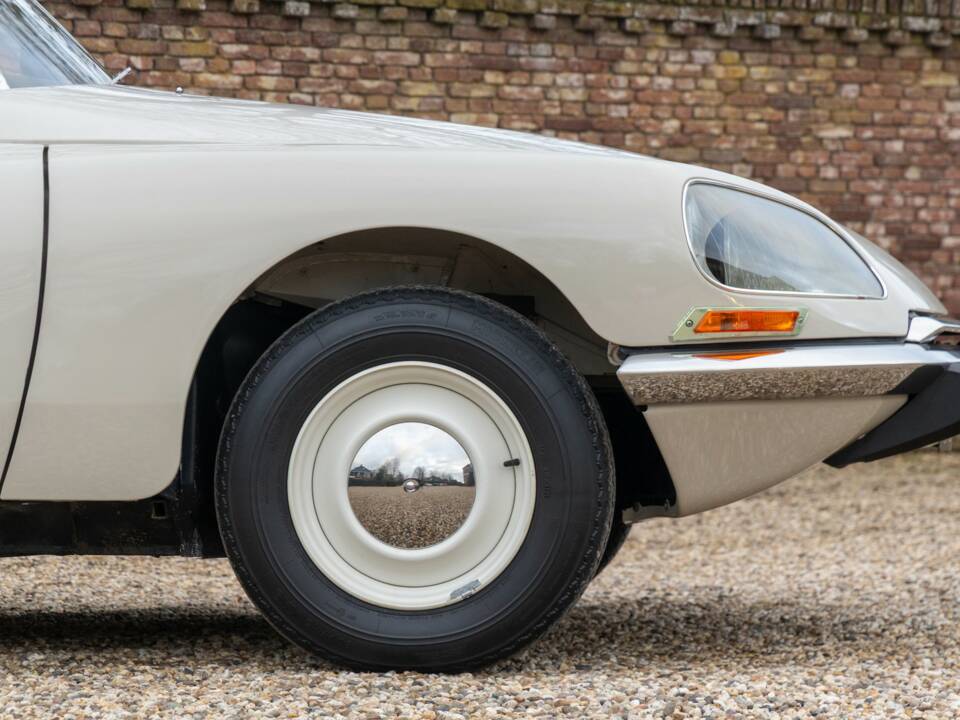 Afbeelding 41/50 van Citroën D Spécial (1971)