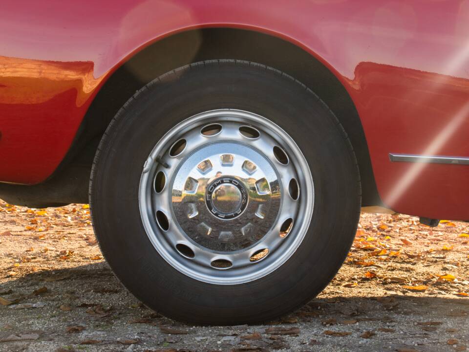 Immagine 31/94 di Alfa Romeo 2600 Spider (1964)
