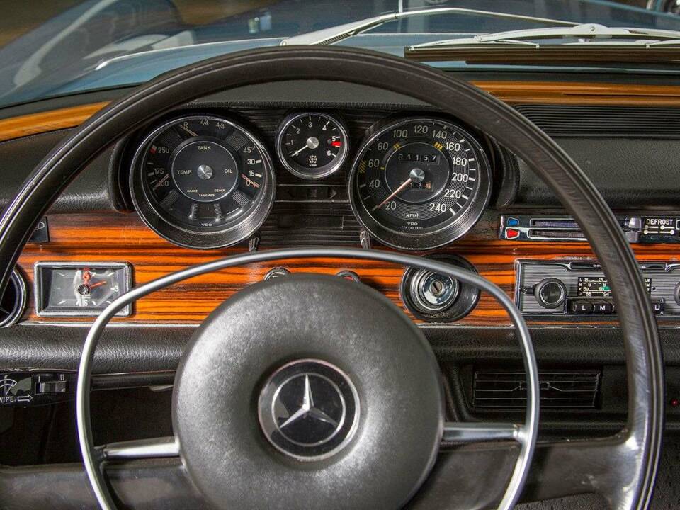 Afbeelding 23/36 van Mercedes-Benz 300 SEL 6.3 (1970)