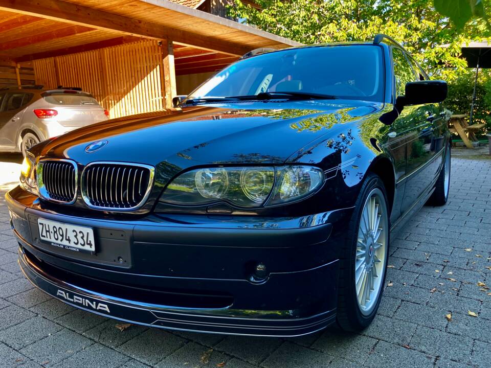 Image 2/21 of ALPINA B3 3.3 Allrad Touring (2002)