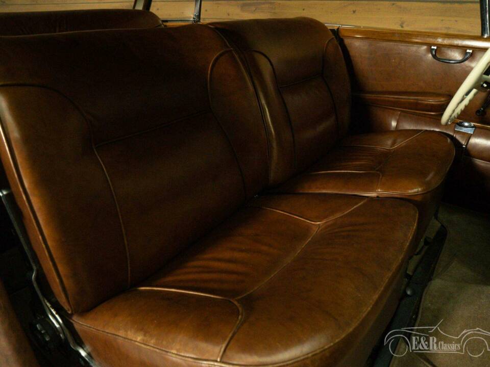 Bild 15/19 von Mercedes-Benz 300 d LWB (1961)