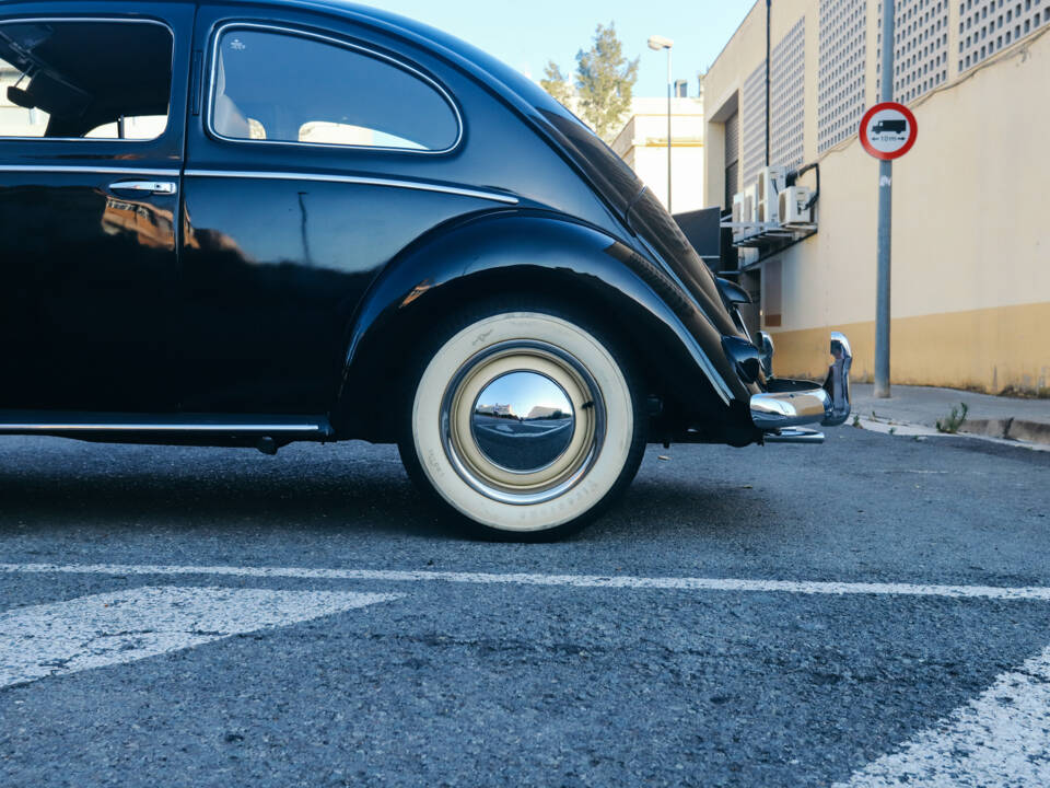 Image 52/130 of Volkswagen Beetle 1200 Export &quot;Oval&quot; (1954)