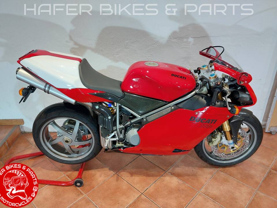 Immagine 4/40 di Ducati DUMMY (2002)