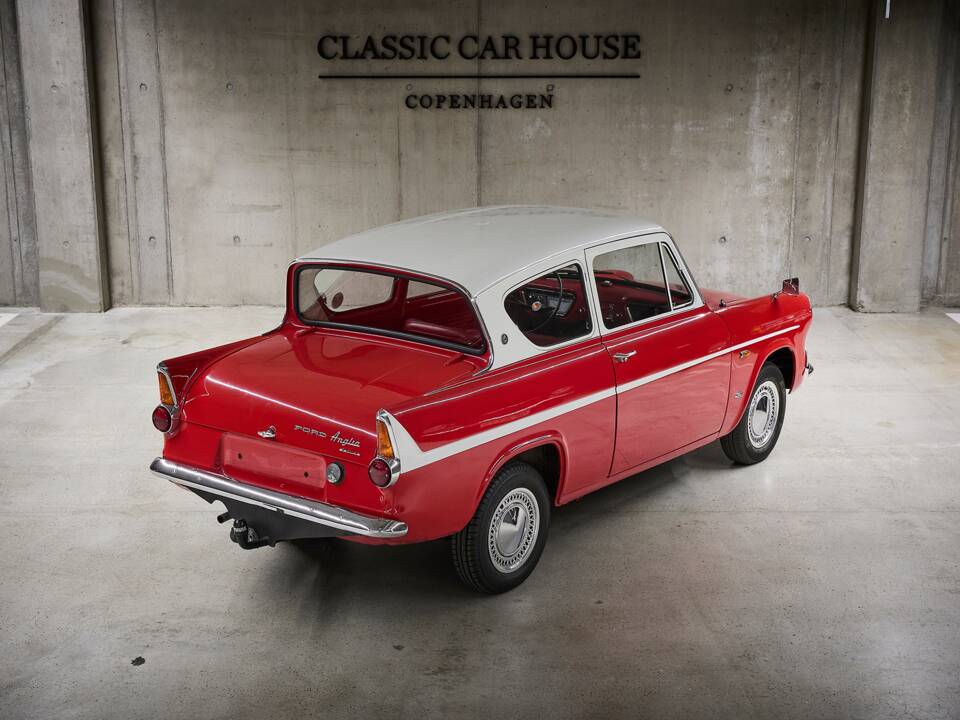 Bild 6/100 von Ford Anglia (1965)