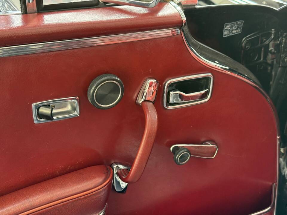 Bild 13/22 von Mercedes-Benz 280 SE 3,5 (1970)