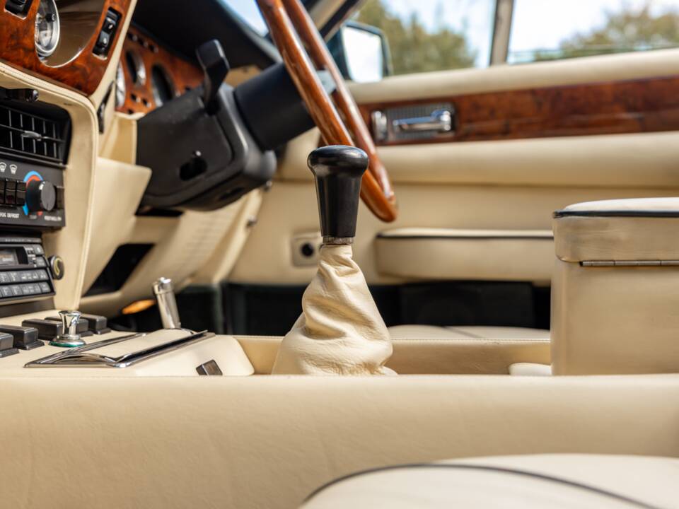 Bild 60/70 von Aston Martin V8 Vantage Volante X-Pack (1989)