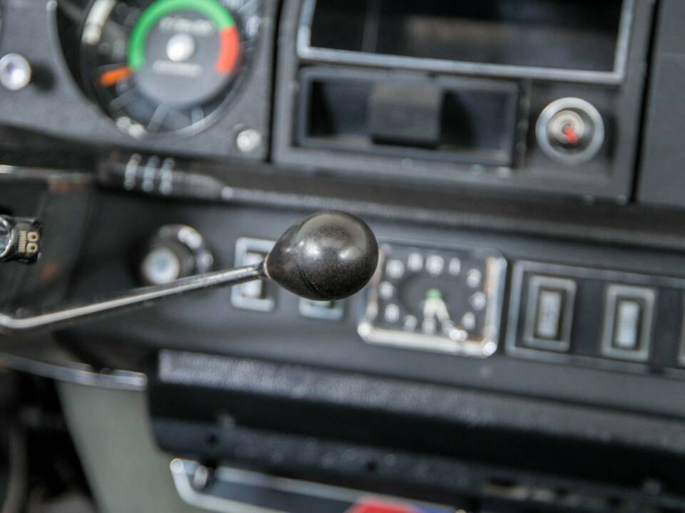 Image 25/50 of Citroën D Spécial (1971)