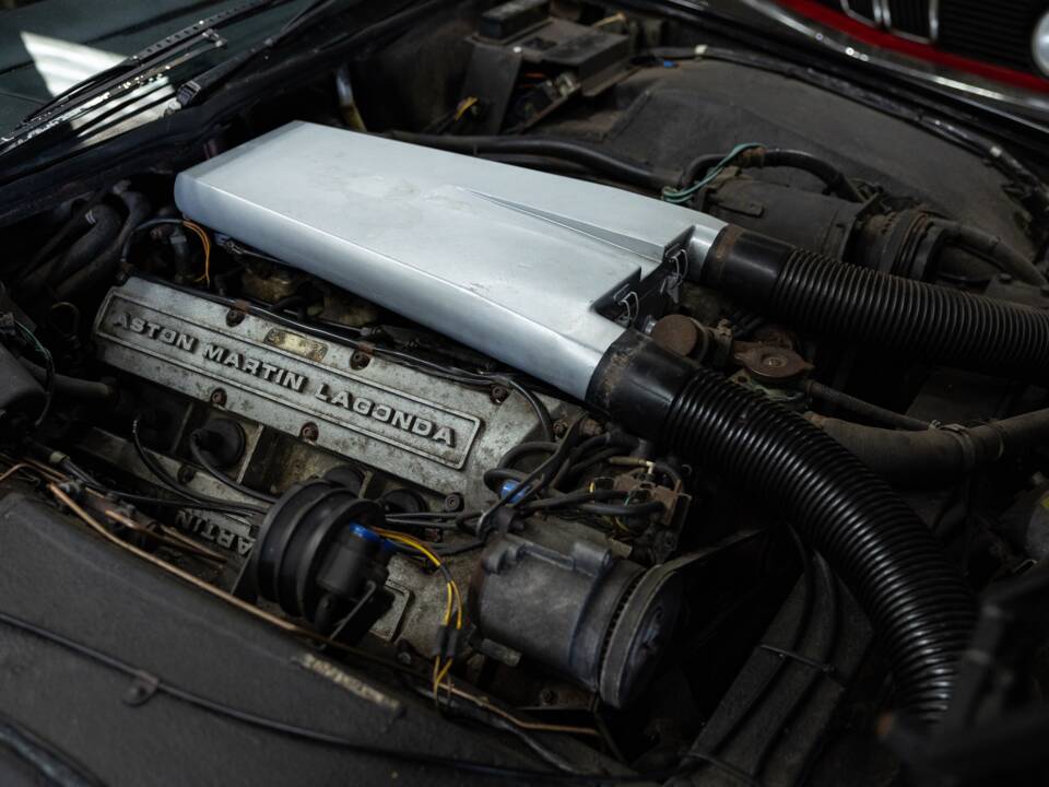 Image 14/44 de Aston Martin Lagonda (1981)