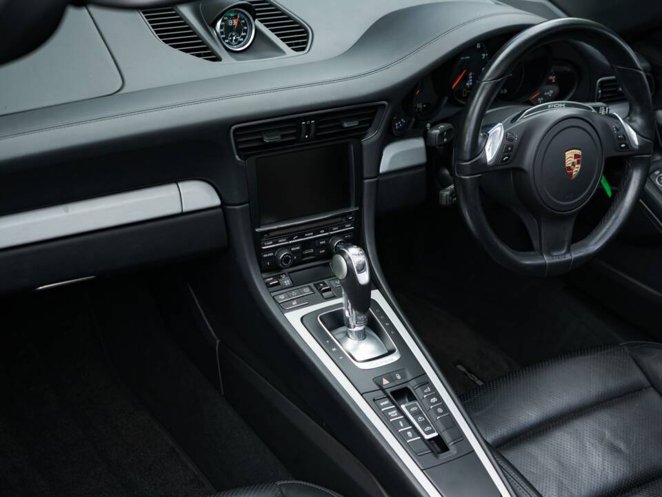 Bild 29/48 von Porsche 911 Carrera (2013)