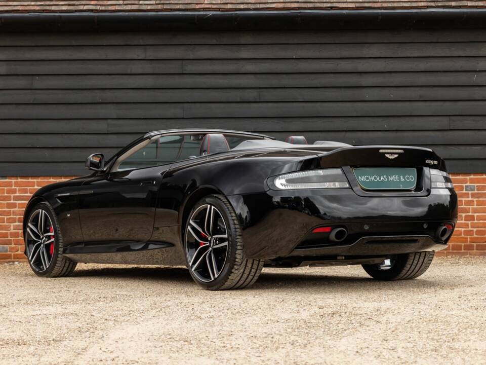 Bild 3/50 von Aston Martin DB 9 GT Volante (2016)