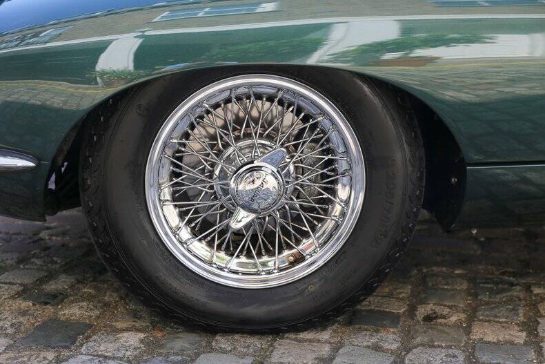 Bild 23/50 von Jaguar E-Type 4.2 (1965)