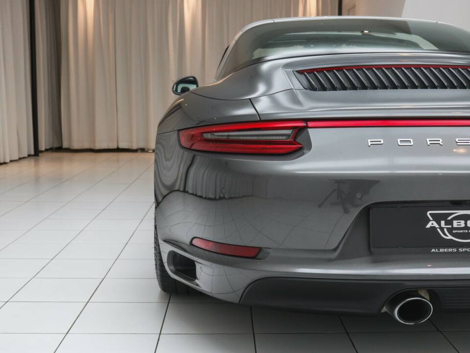 Image 15/20 of Porsche 911 Targa 4S (2016)