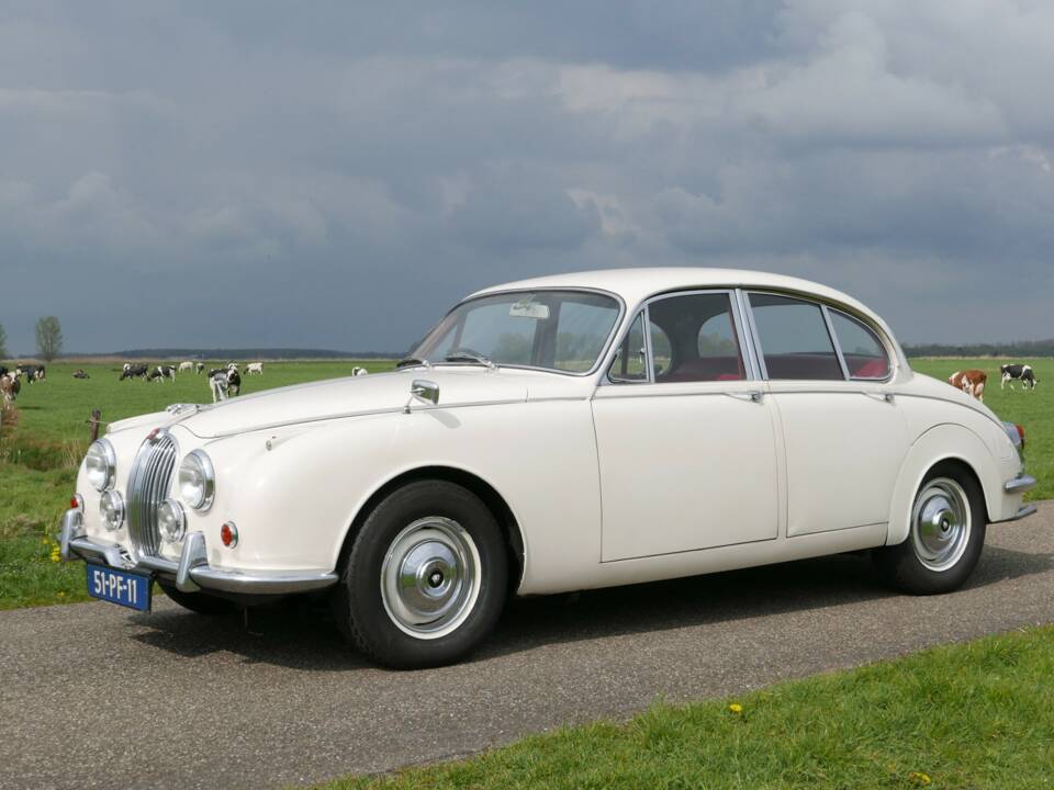 Obraz 17/50 pojazdu Jaguar 240 (1968)