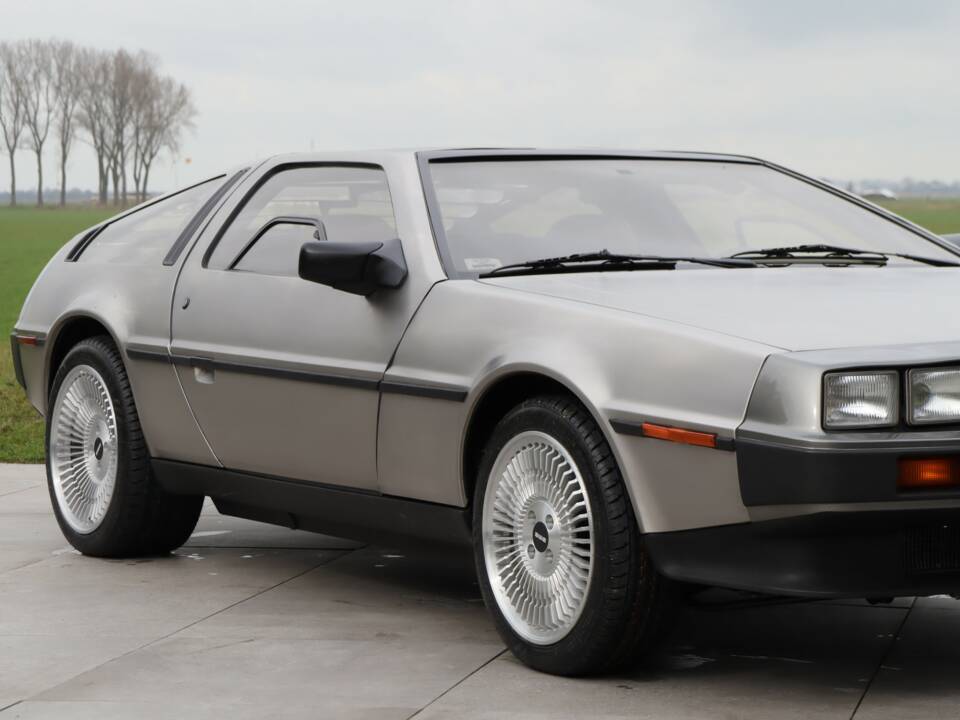 Image 30/50 de DeLorean DMC-12 (1981)