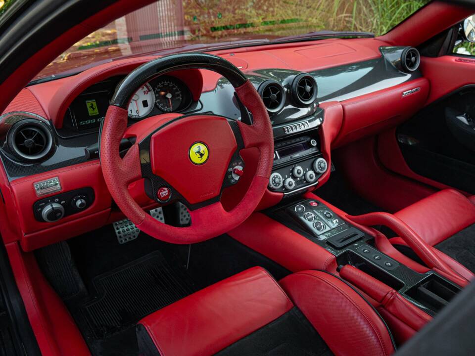 Immagine 31/50 di Ferrari 599 GTB HGTE (2010)